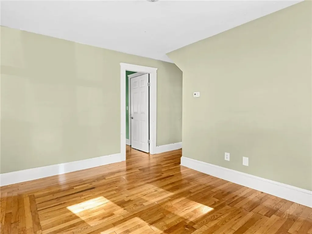 124 Everleth Avenue Warwick RI 02888