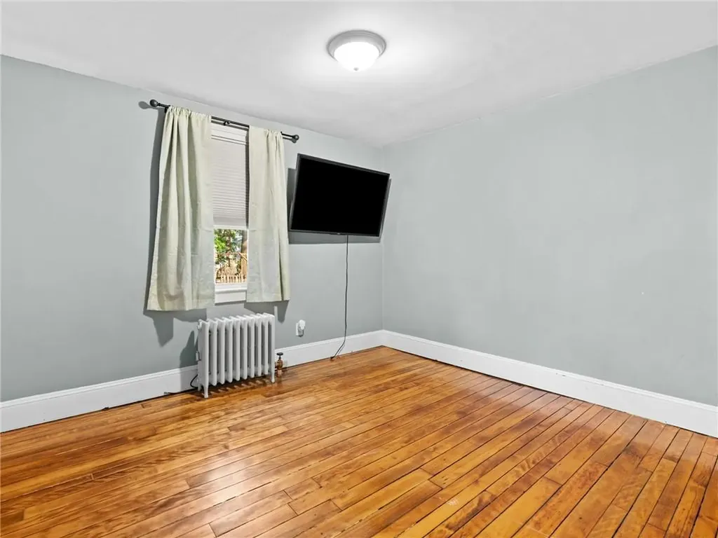 124 Everleth Avenue Warwick RI 02888