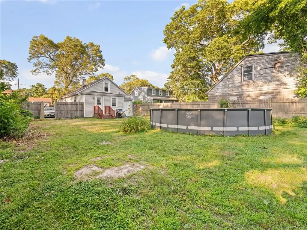 124 Everleth Avenue Warwick RI 02888