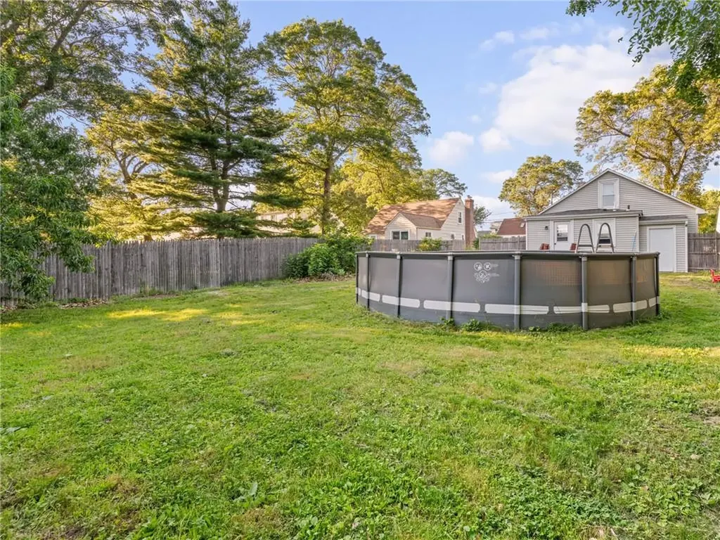 124 Everleth Avenue Warwick RI 02888