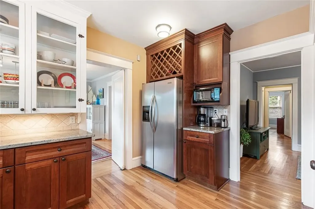17 Blaisdell Avenue Pawtucket RI 02860