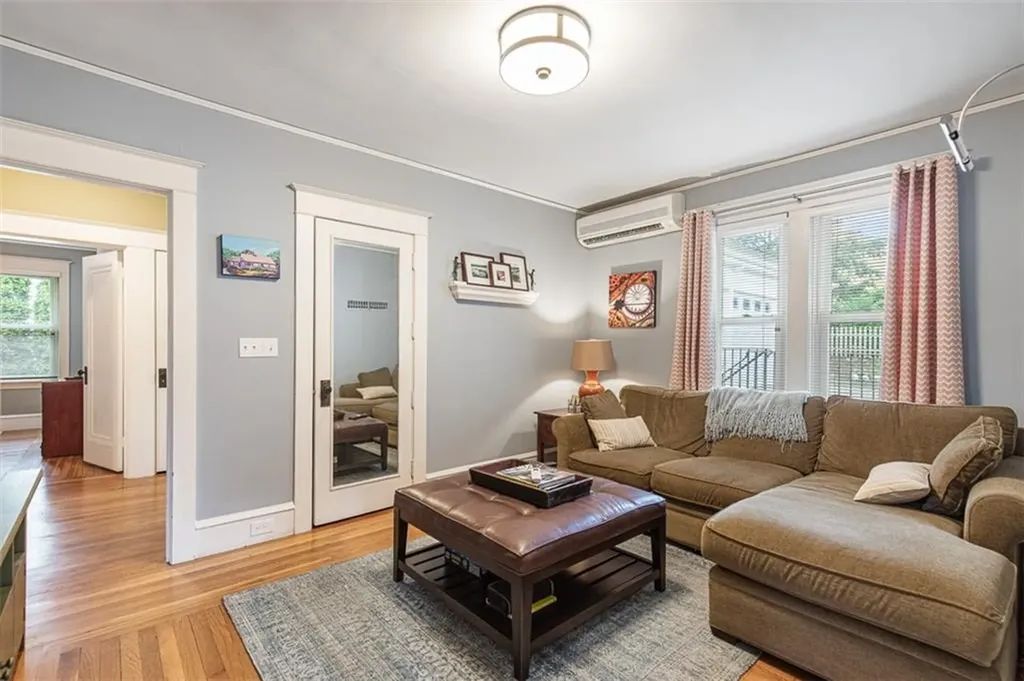 17 Blaisdell Avenue Pawtucket RI 02860