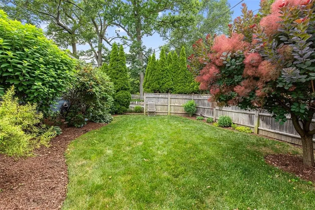 17 Blaisdell Avenue Pawtucket RI 02860