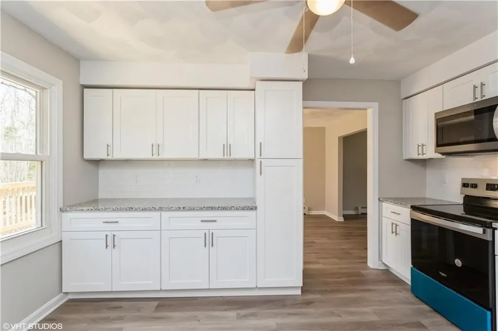 22 T Parker Road Foster RI 02825