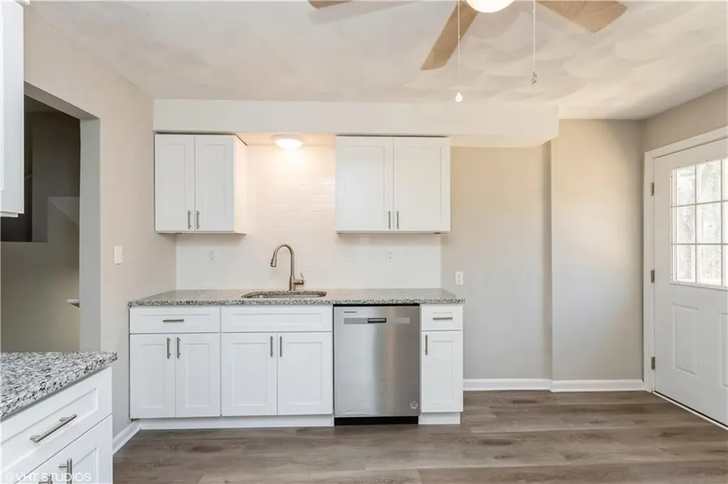 22 T Parker Road Foster RI 02825