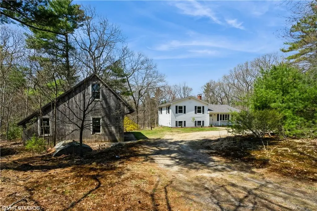 22 T Parker Road Foster RI 02825
