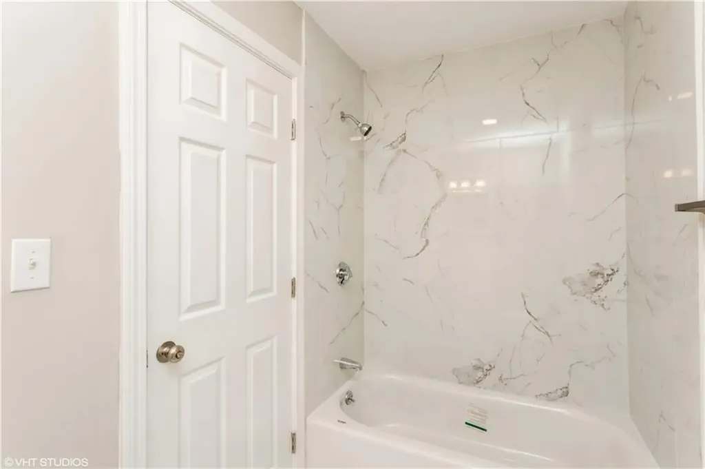 22 T Parker Road Foster RI 02825