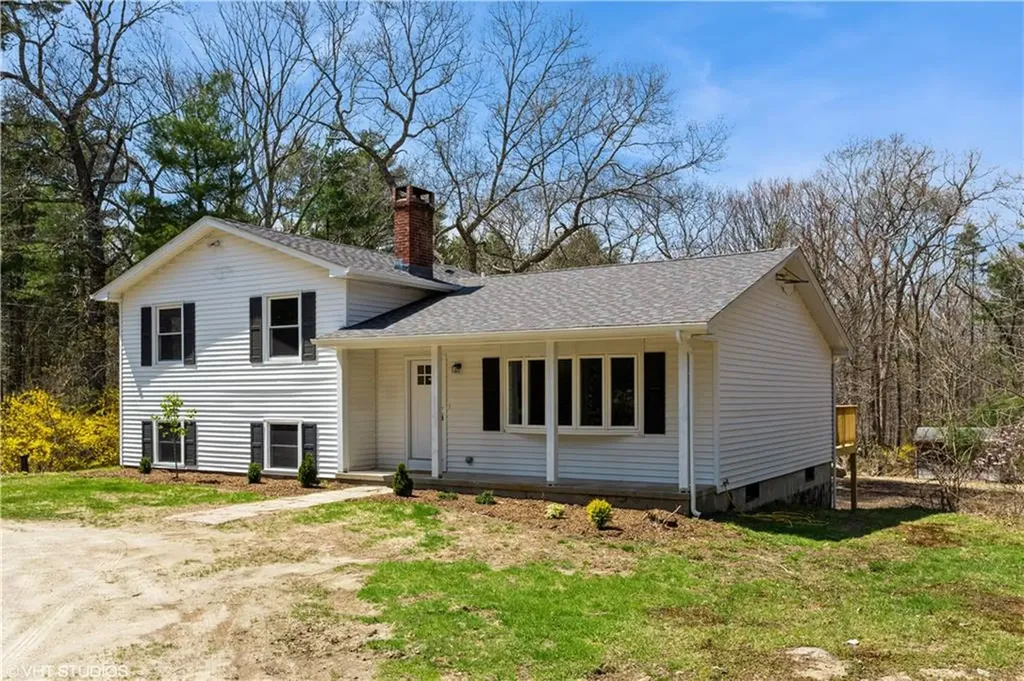 22 T Parker Road Foster RI 02825