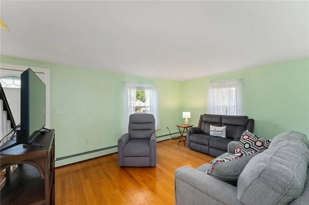 3 Arrow Avenue Warwick RI 02886