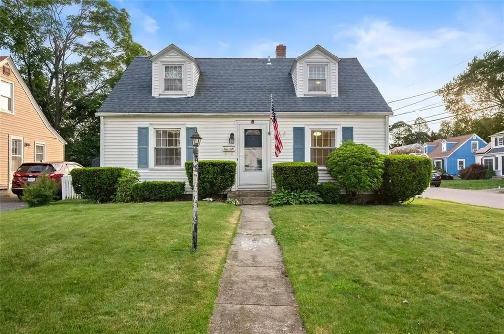 3 Arrow Avenue Warwick RI 02886