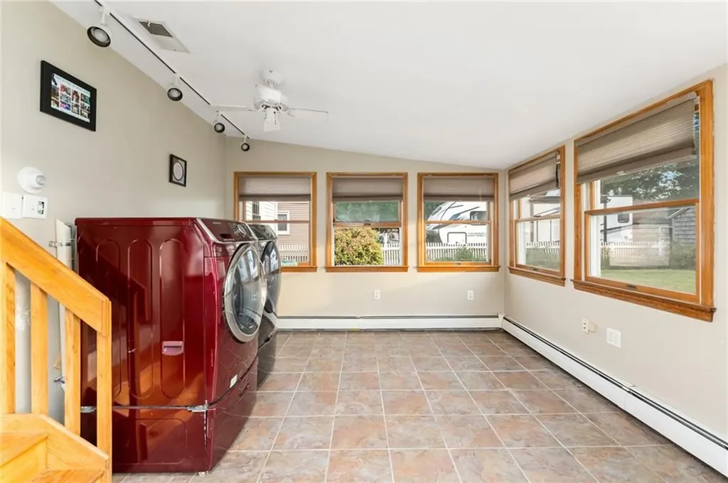 3 Arrow Avenue Warwick RI 02886