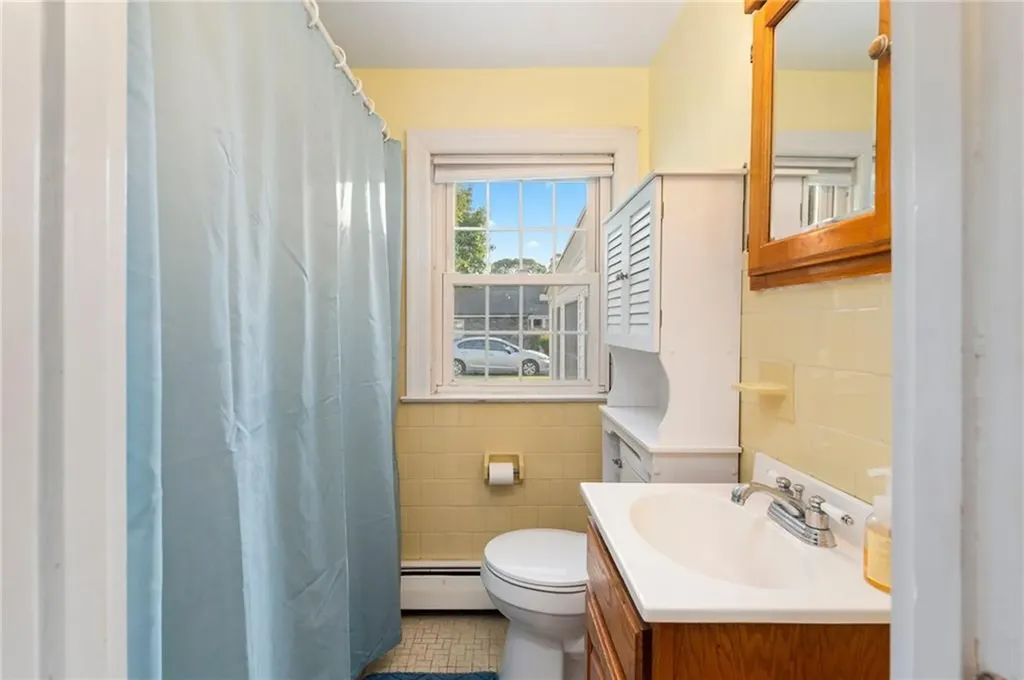 3 Arrow Avenue Warwick RI 02886