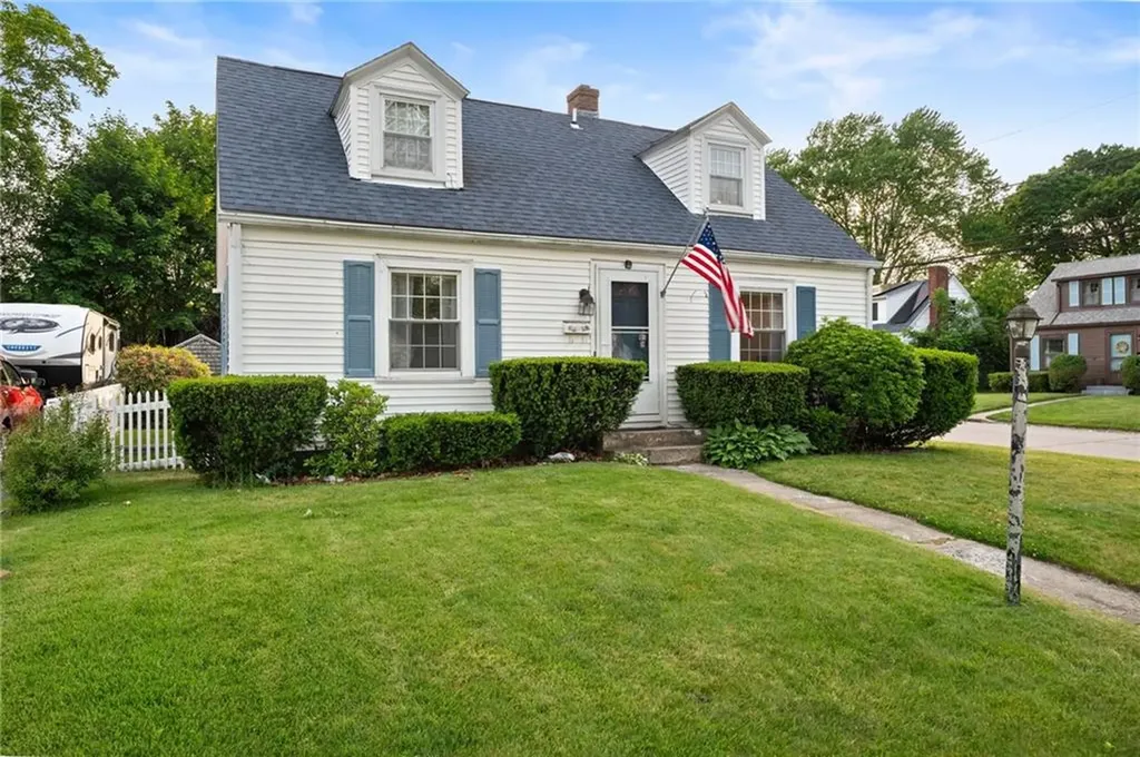 3 Arrow Avenue Warwick RI 02886