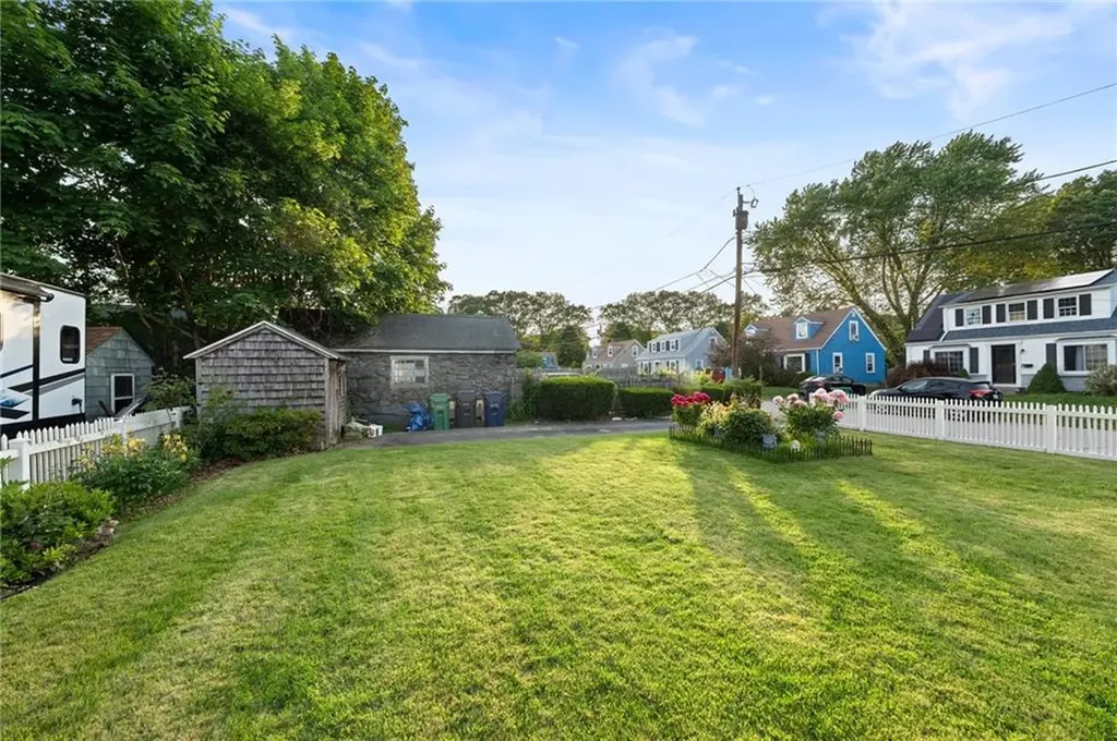 3 Arrow Avenue Warwick RI 02886