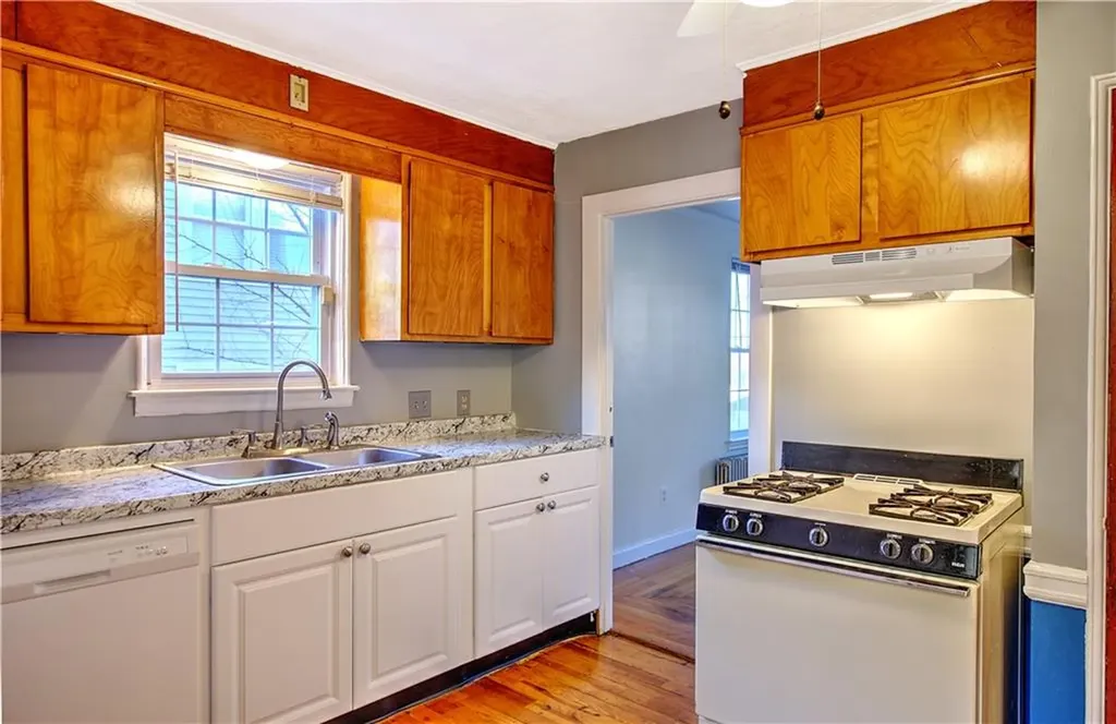 45 Rochambeau Avenue Providence RI 02906