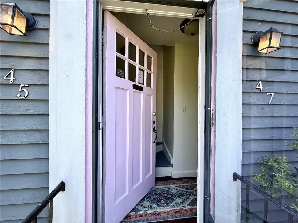 45 Rochambeau Avenue Providence RI 02906