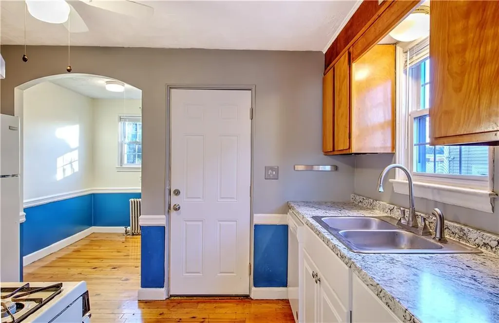 45 Rochambeau Avenue Providence RI 02906