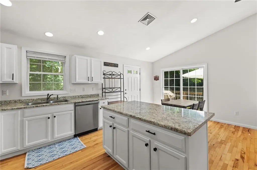 189 Progresso Avenue Woonsocket RI 02895