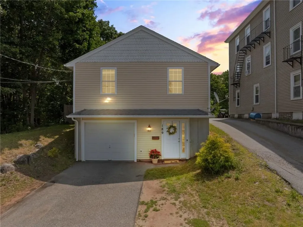 189 Progresso Avenue Woonsocket RI 02895