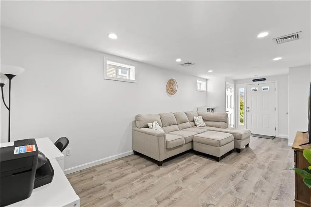 189 Progresso Avenue Woonsocket RI 02895