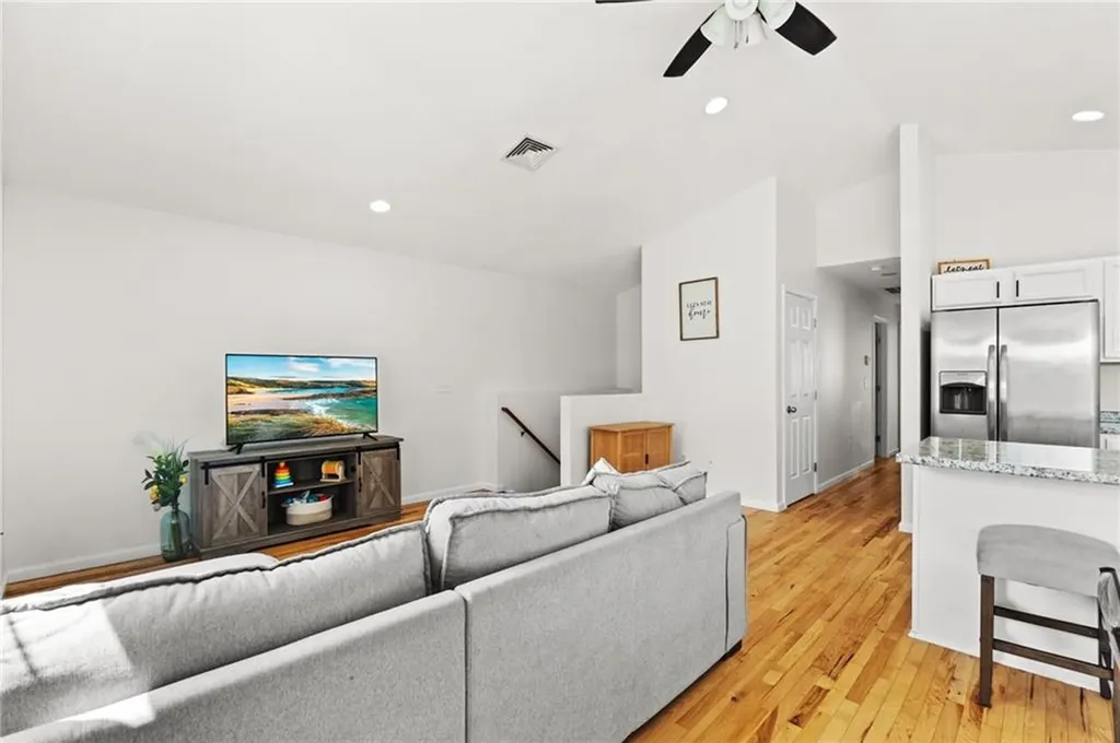 189 Progresso Avenue Woonsocket RI 02895