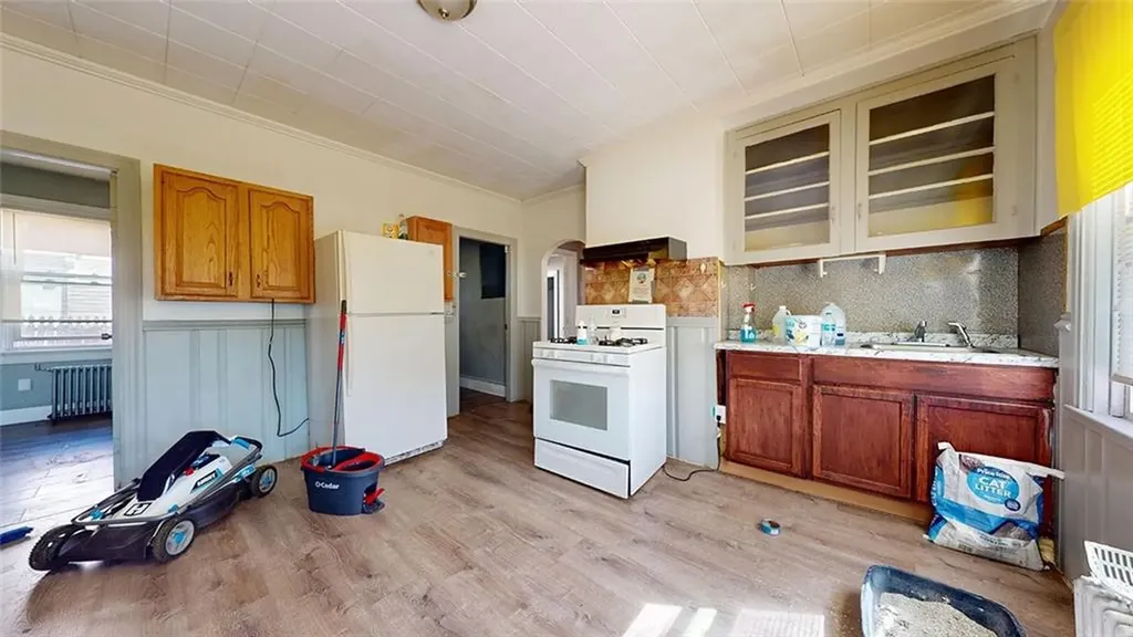 734 Douglas Avenue Providence RI 02908