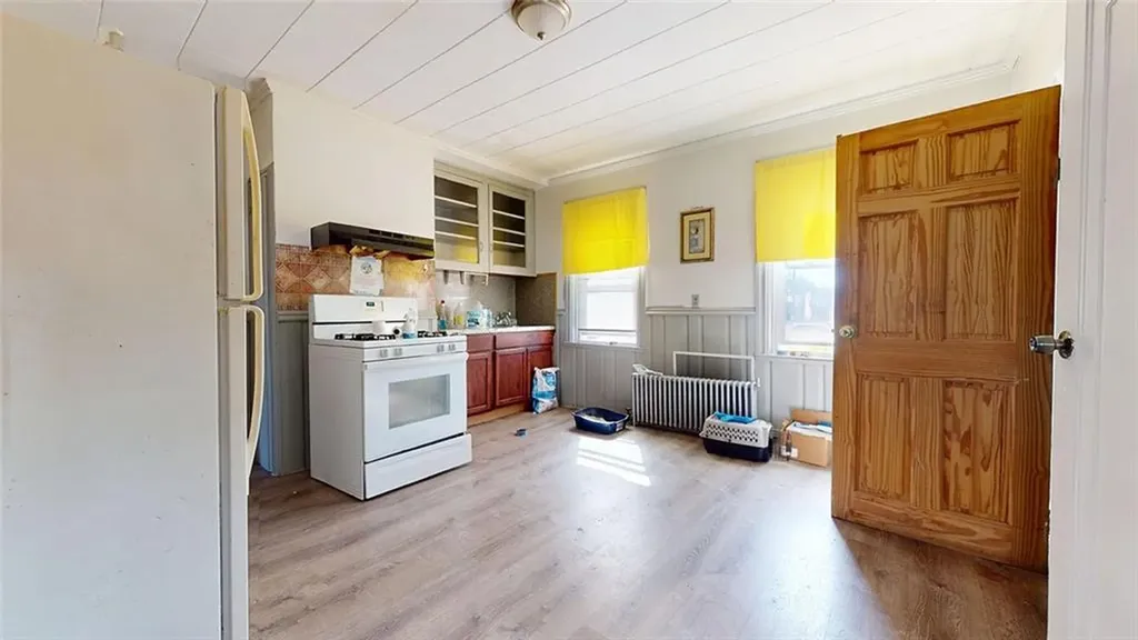 734 Douglas Avenue Providence RI 02908