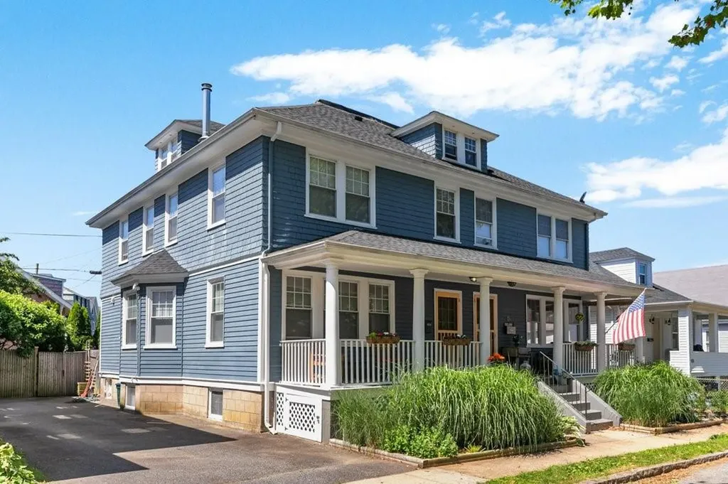 32 Thurston Avenue Newport RI 02840