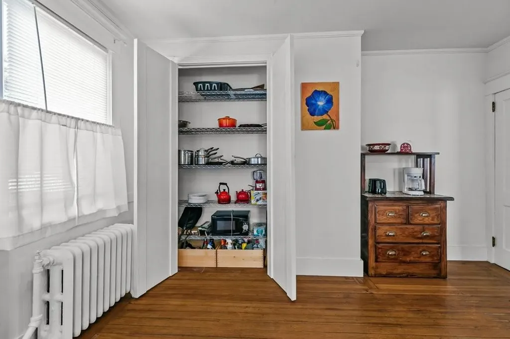 32 Thurston Avenue Newport RI 02840