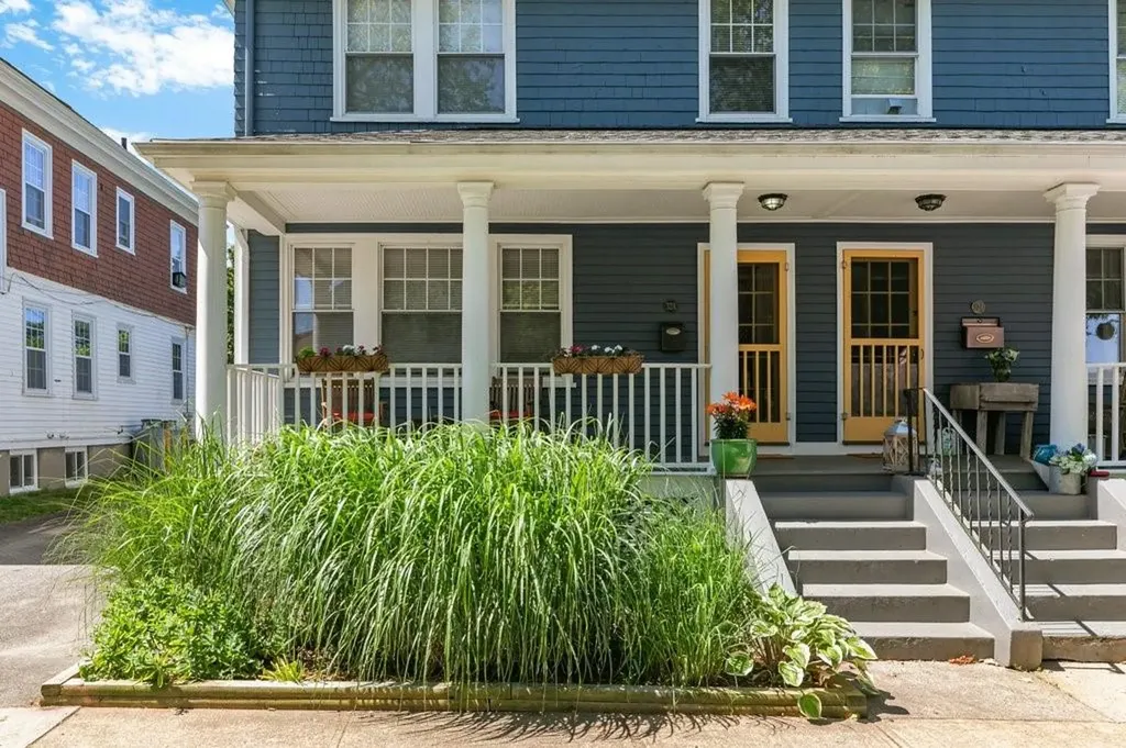 32 Thurston Avenue Newport RI 02840