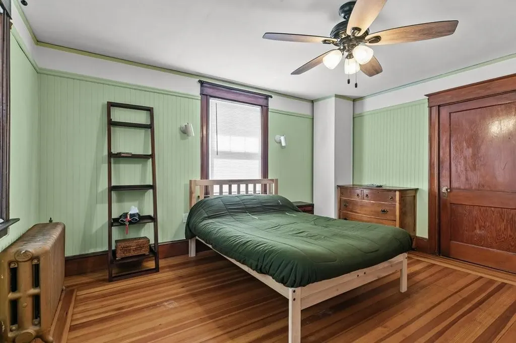 32 Thurston Avenue Newport RI 02840