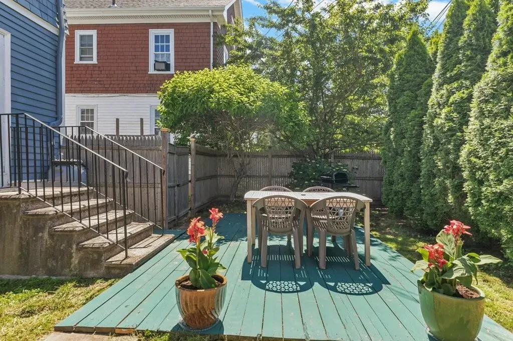 32 Thurston Avenue Newport RI 02840
