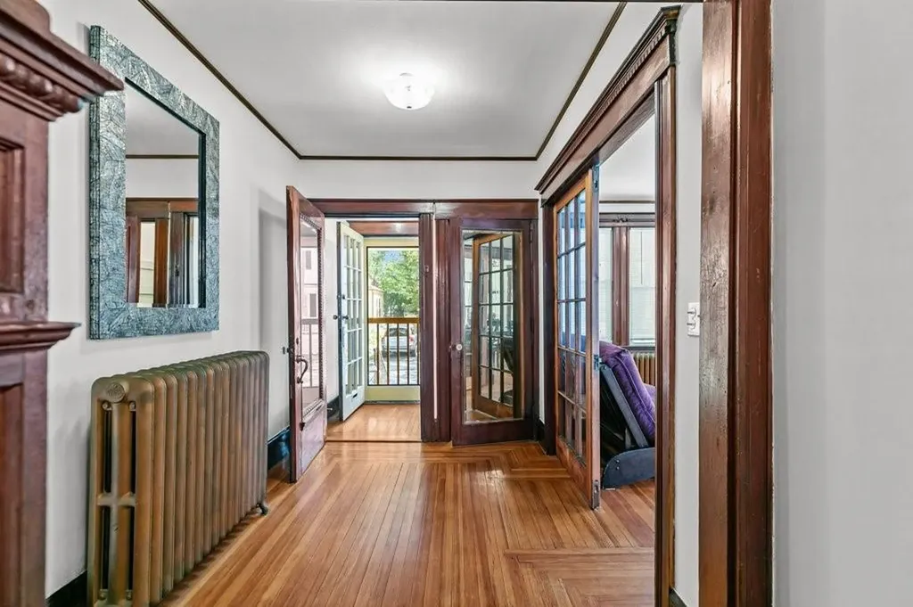 32 Thurston Avenue Newport RI 02840