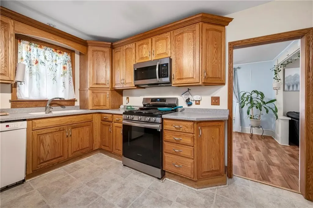 180 Bernice Avenue Woonsocket RI 02895