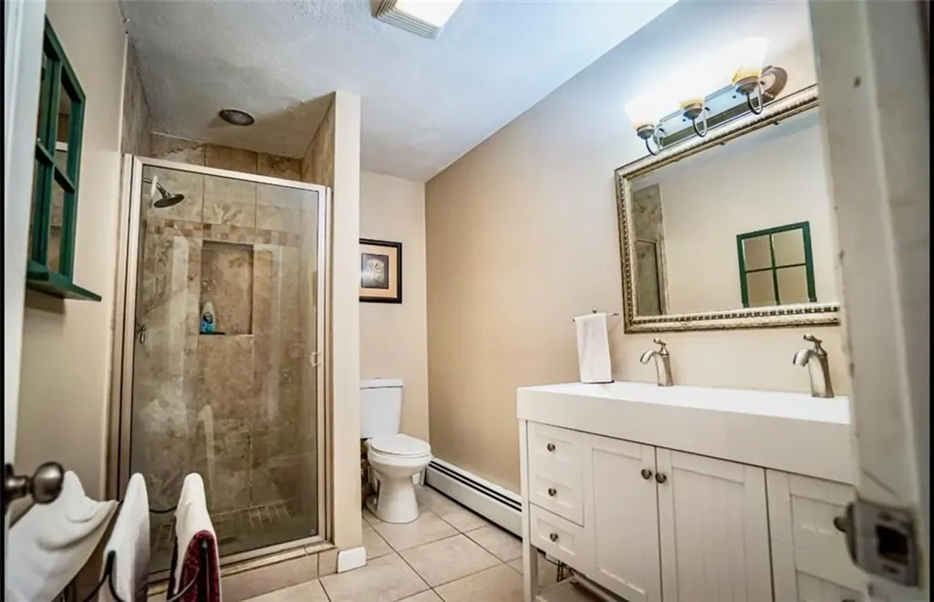 4 Burr Avenue Barrington RI 02806