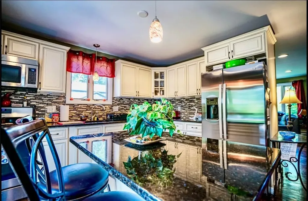 4 Burr Avenue Barrington RI 02806
