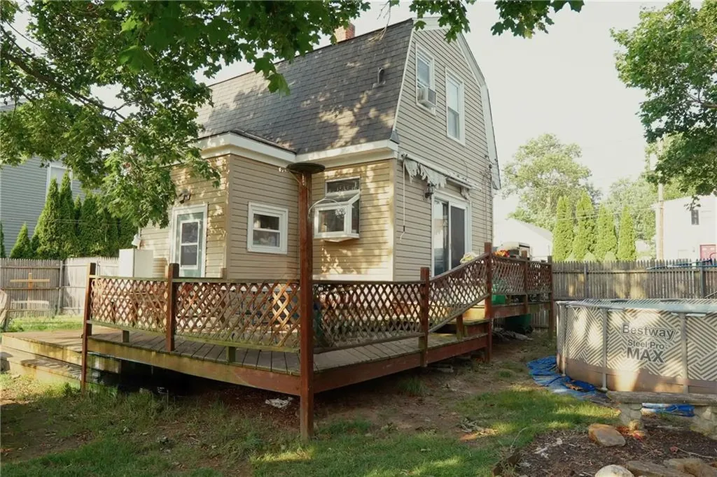 23 Majestic Avenue Warwick RI 02888