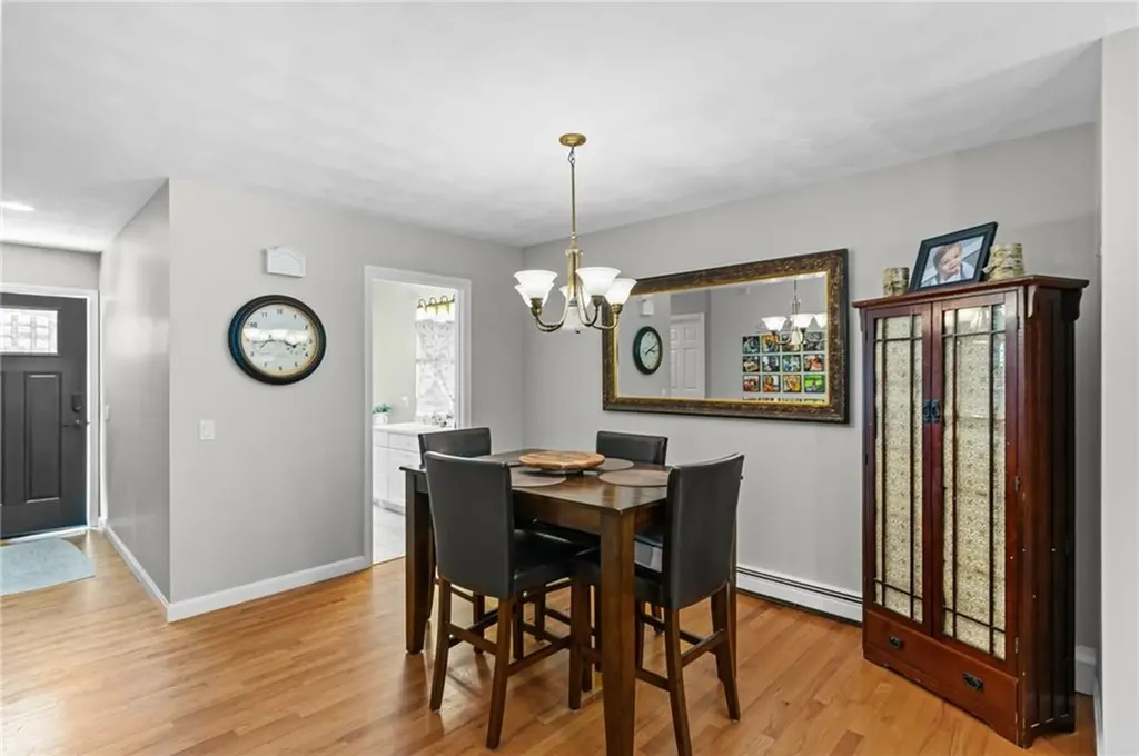 8 Anthony Road Foster RI 02825