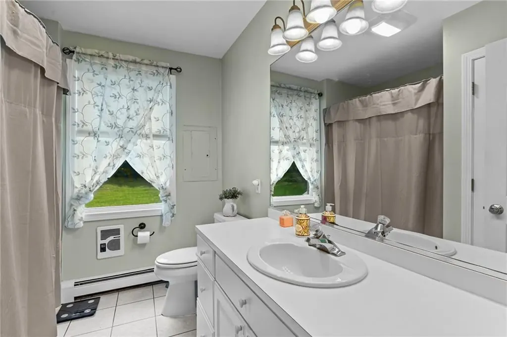 8 Anthony Road Foster RI 02825