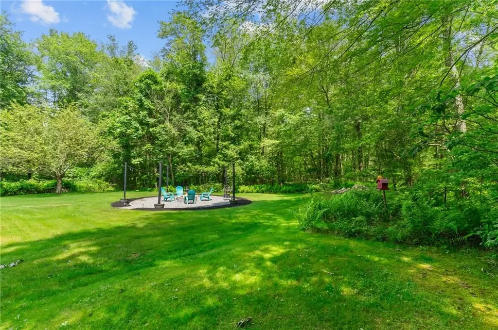 8 Anthony Road Foster RI 02825