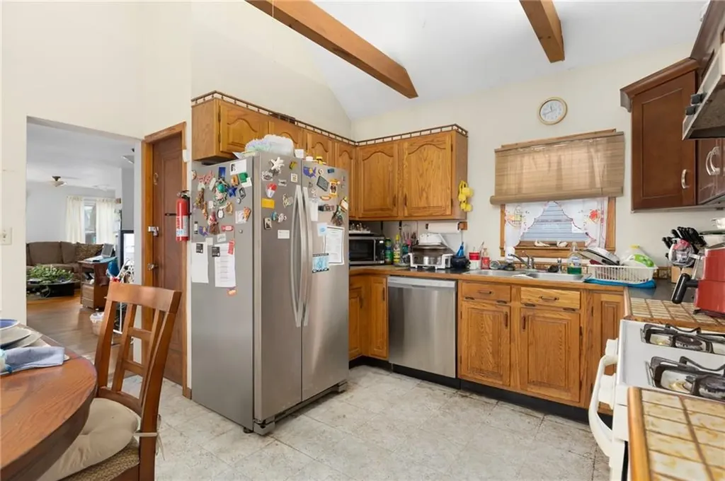 183 Baker Street Providence RI 02905