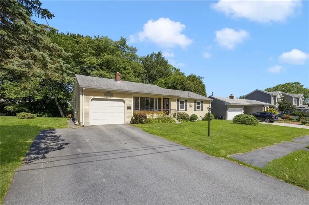 55 Swallow Drive Cranston RI 02920
