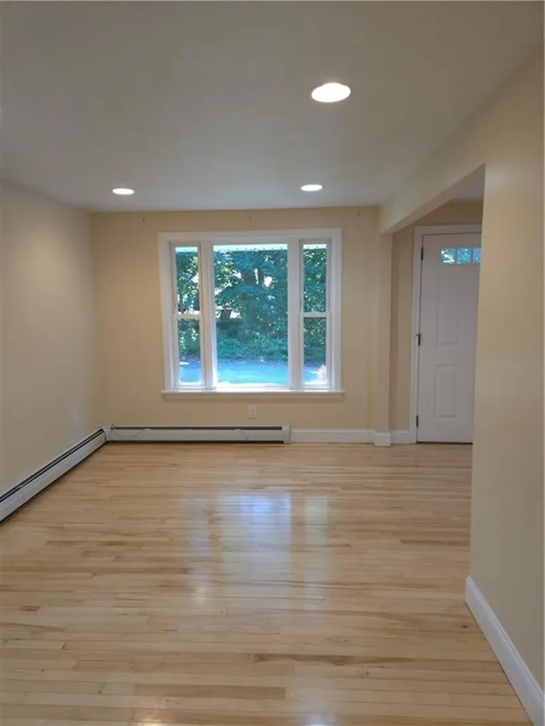 7 Edge Street West Warwick RI 02893