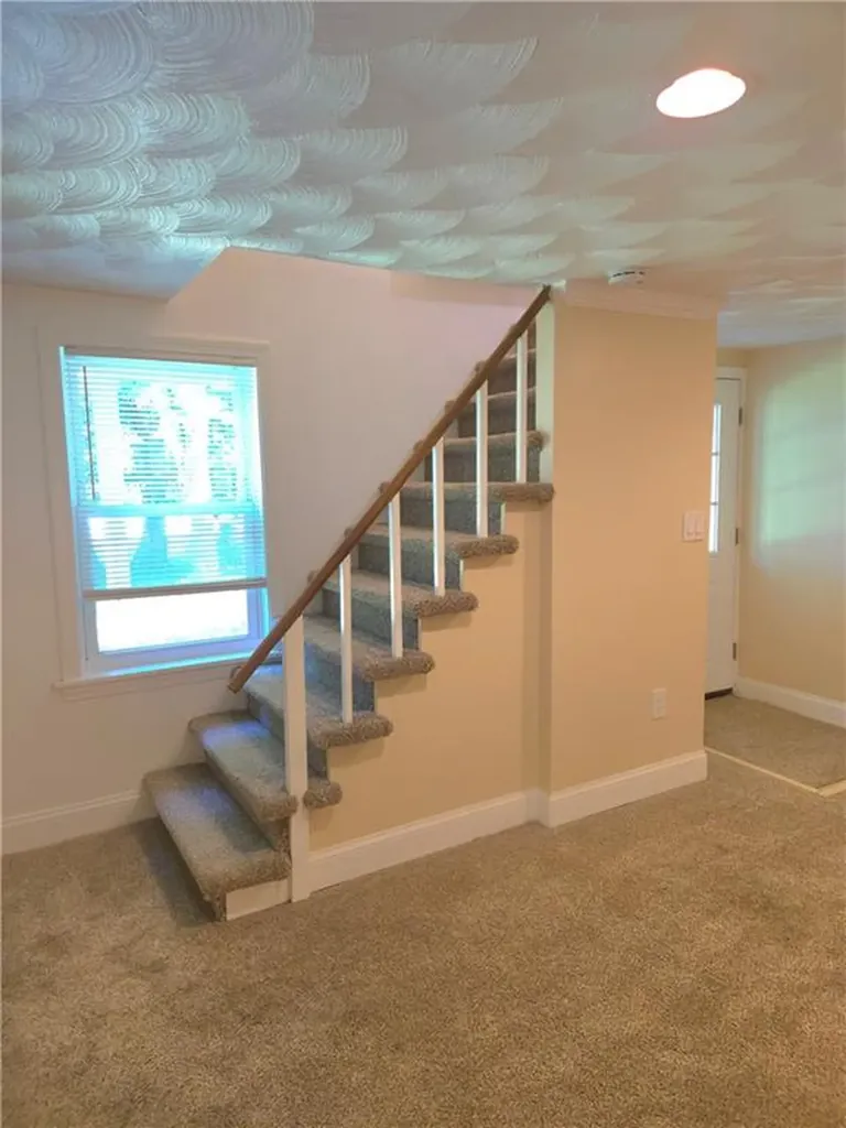 7 Edge Street West Warwick RI 02893