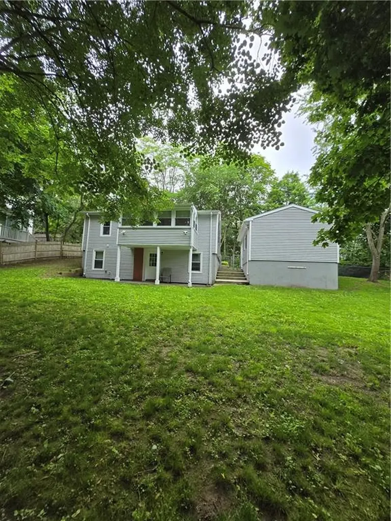 7 Edge Street West Warwick RI 02893