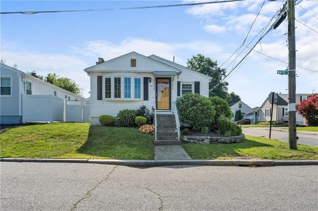 59 Waite Street Providence RI 02908