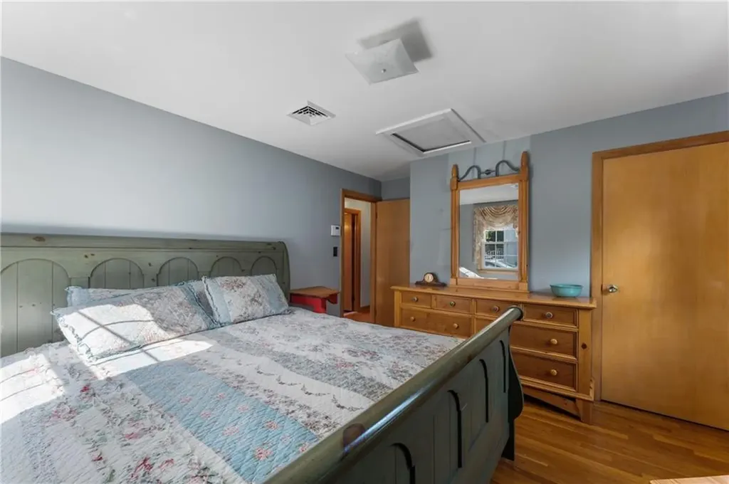 59 Waite Street Providence RI 02908