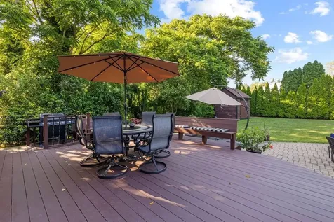 127 Freeborn Street Portsmouth RI 02871