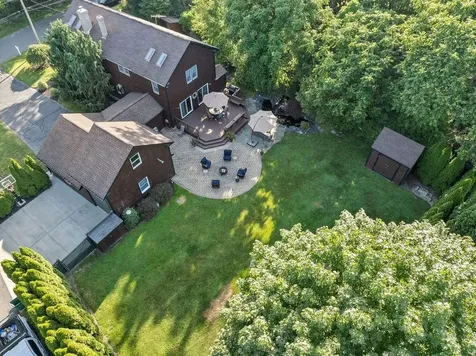 127 Freeborn Street Portsmouth RI 02871