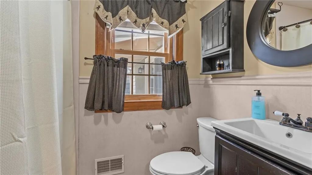 89 Windsor Road Pawtucket RI 02861